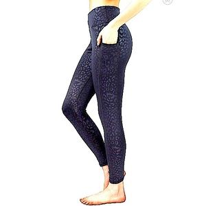 Leg End active wear black leopard leggings with pockets